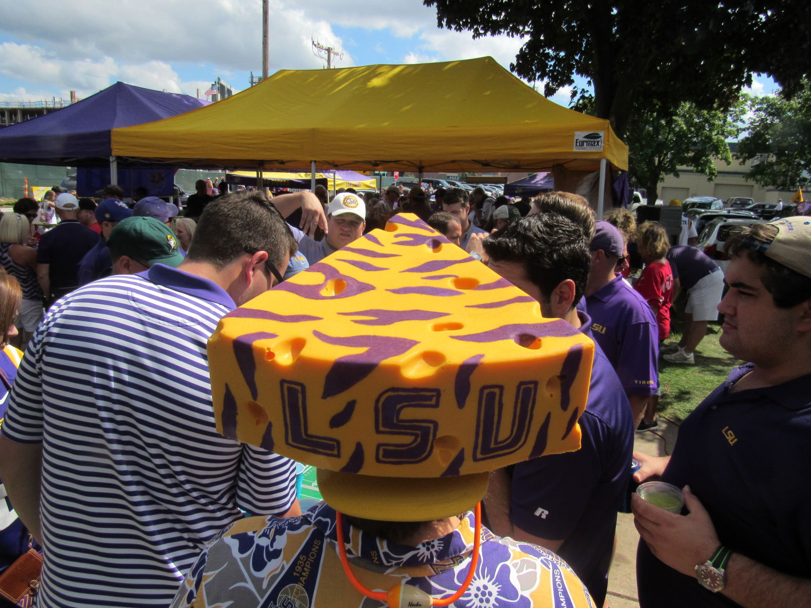 UW and LSU at Lambeau